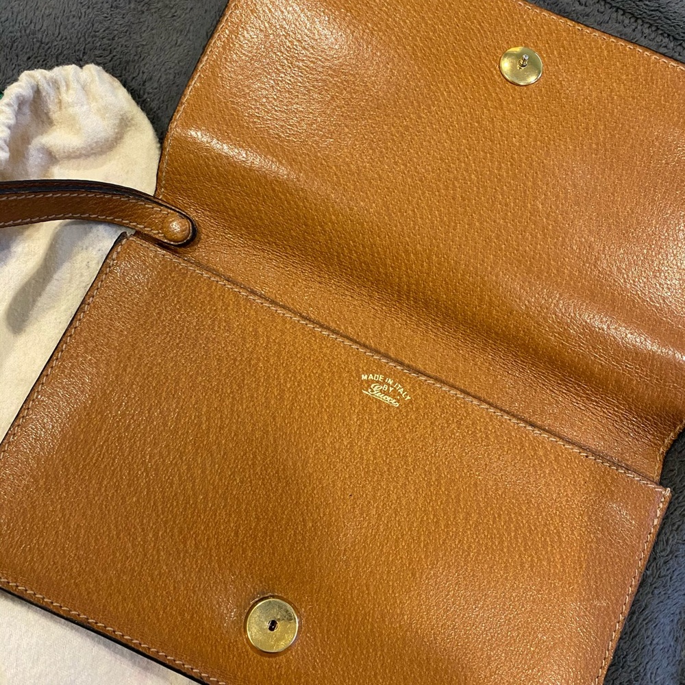 Vintage Gucci clutch